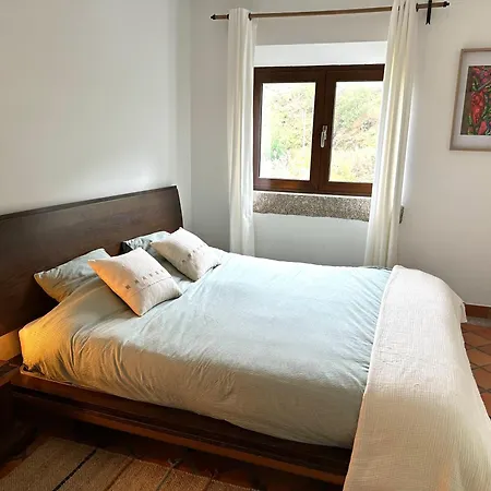 Serra Retreat *